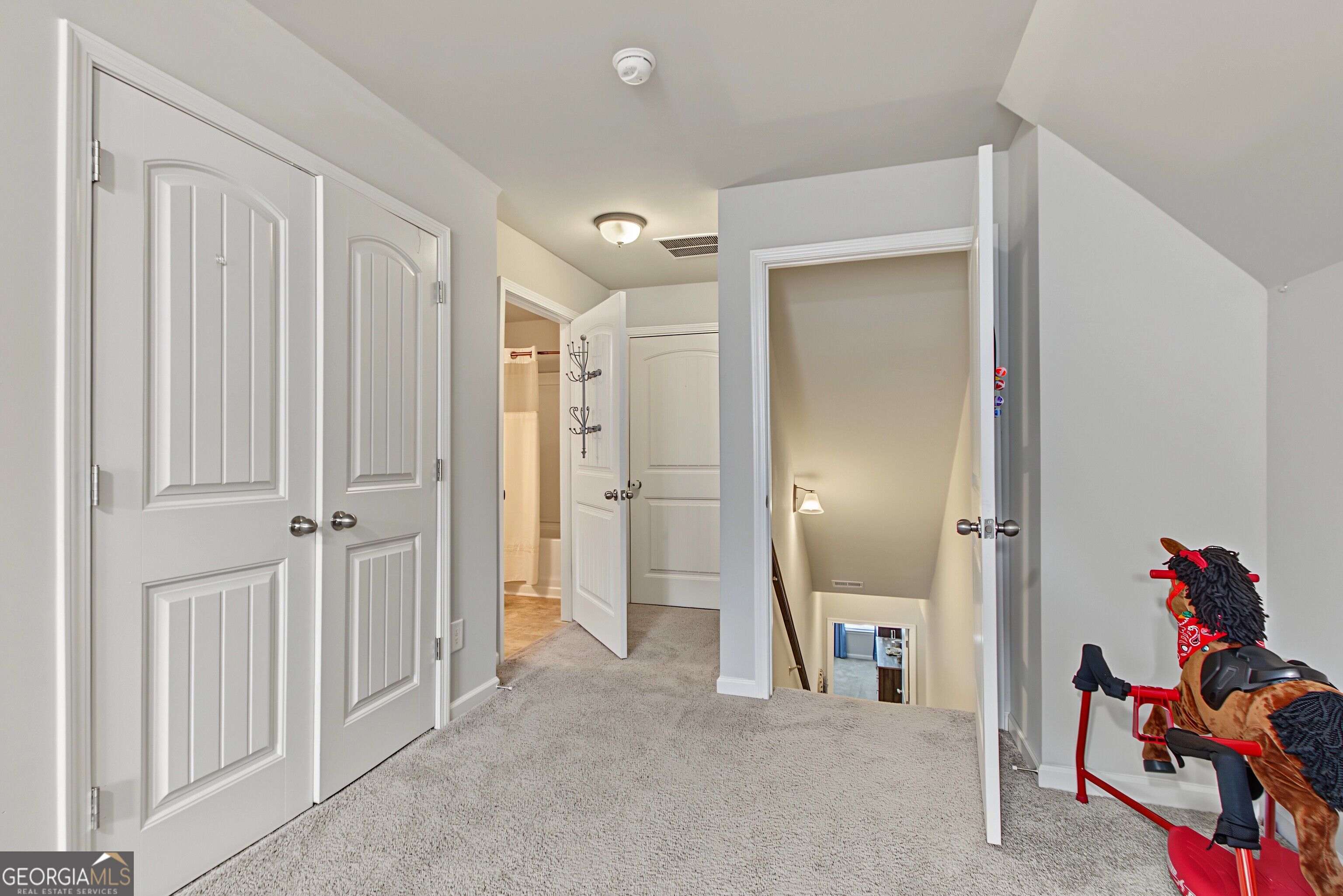 137 Thomaston Street Property Photo 31