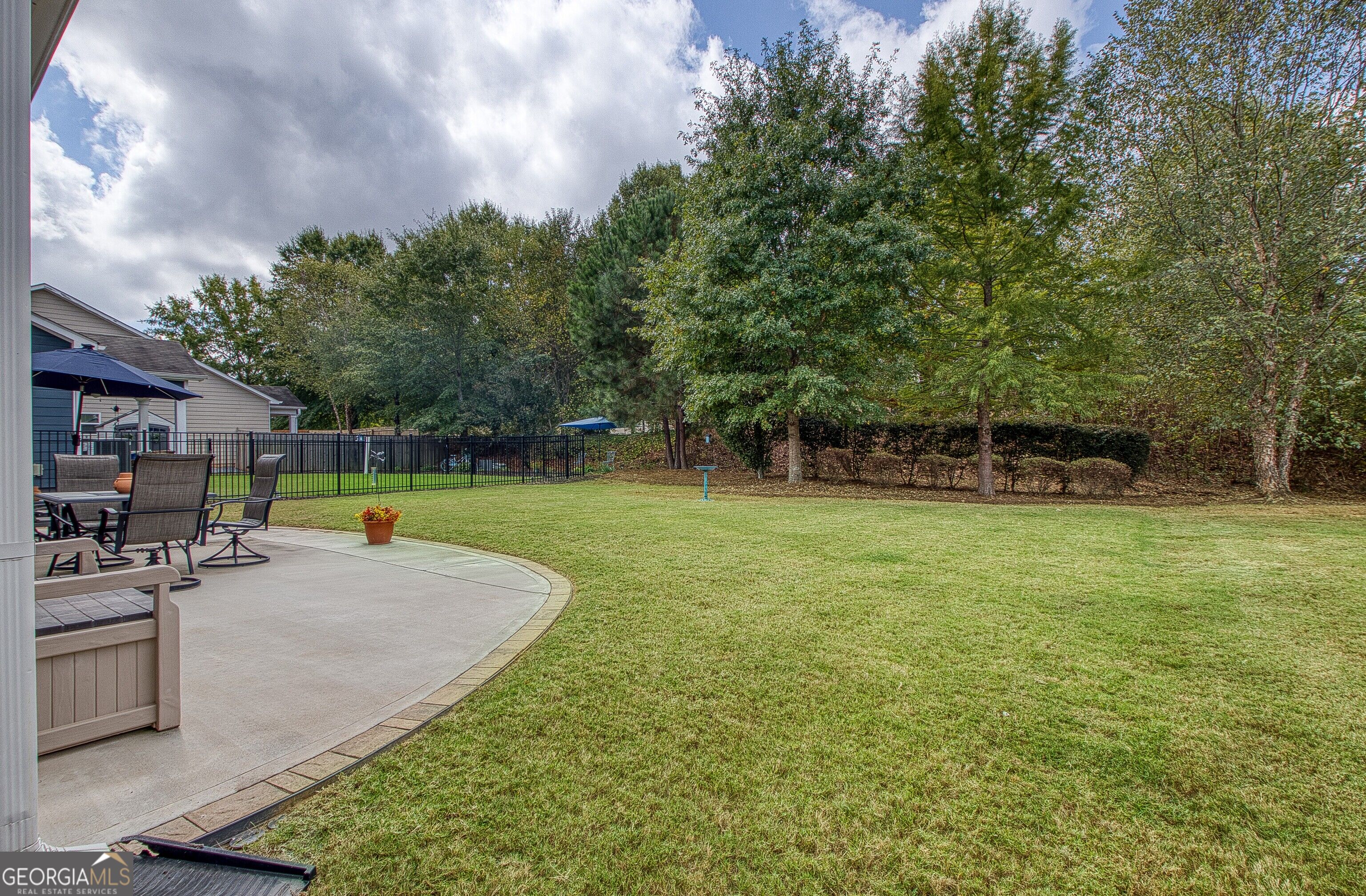 137 Thomaston Street Property Photo 35