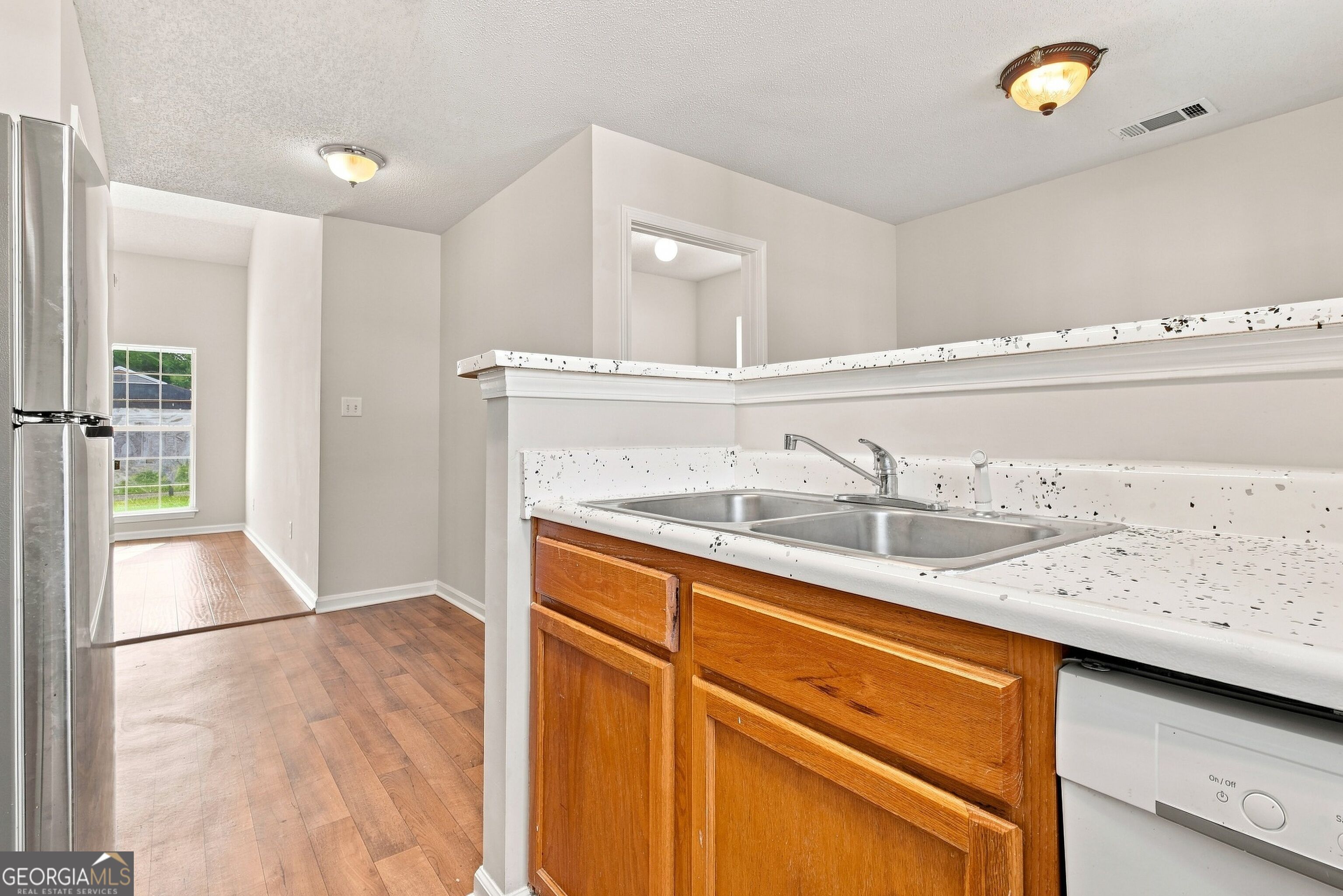 7221 Garfield Street Property Photo 15