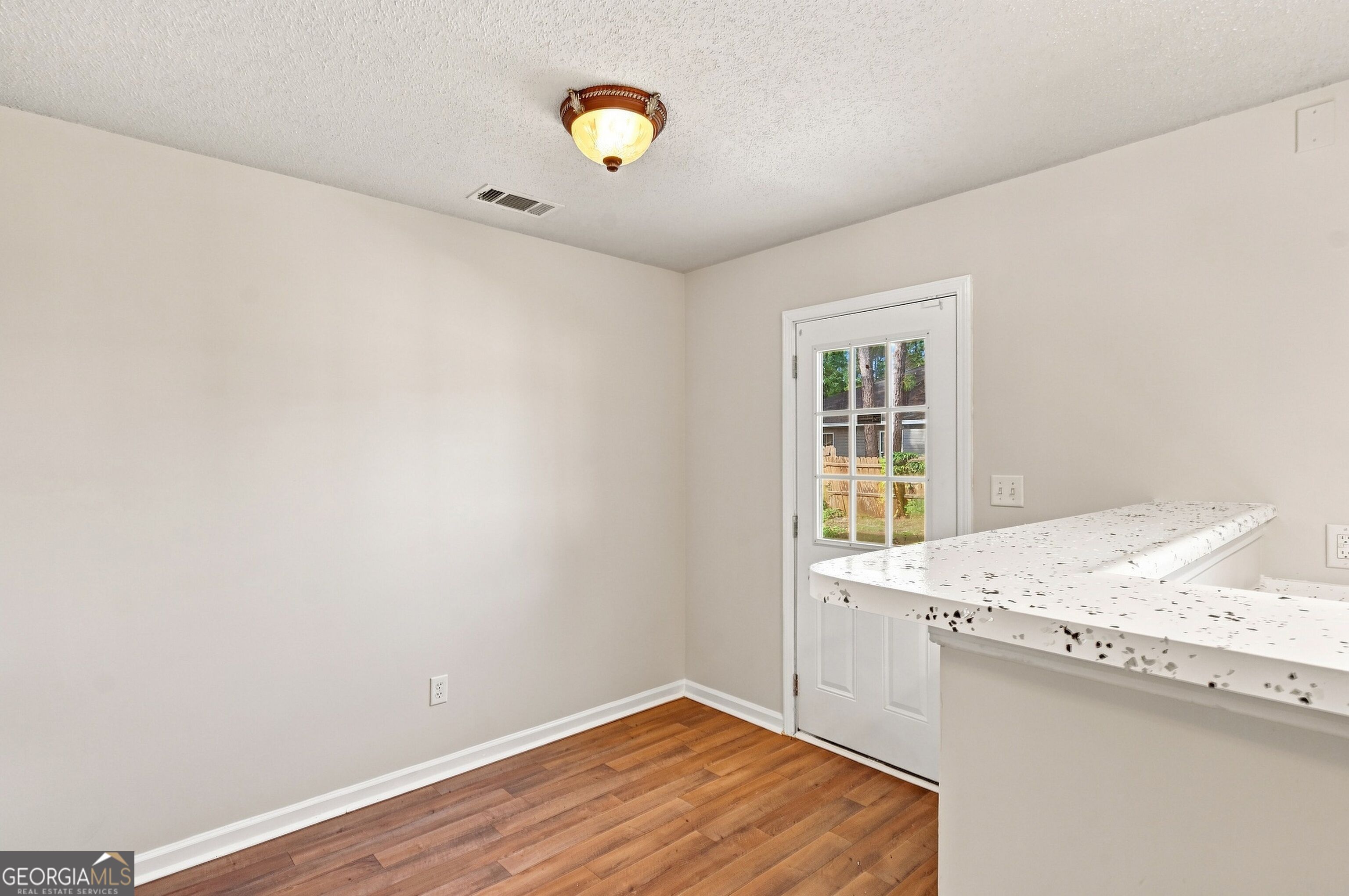 7221 Garfield Street Property Photo 16