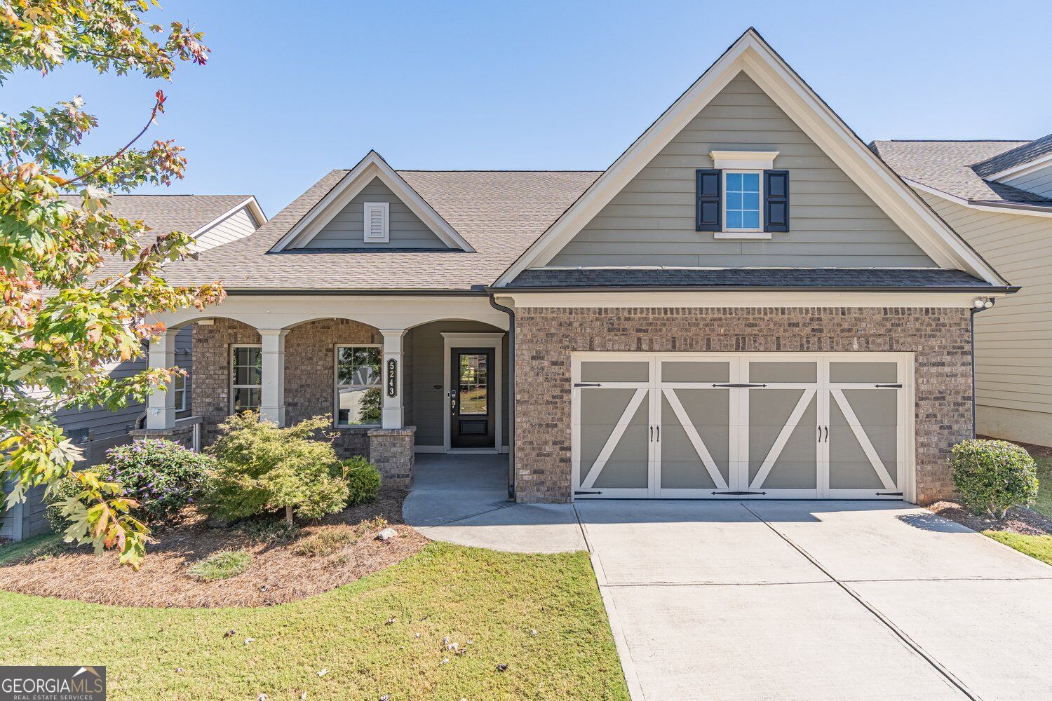 5243 Noble Oak Cove