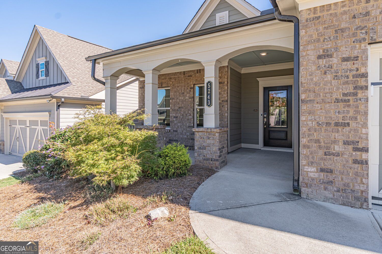 5243 Noble Oak Cove Property Photo 3