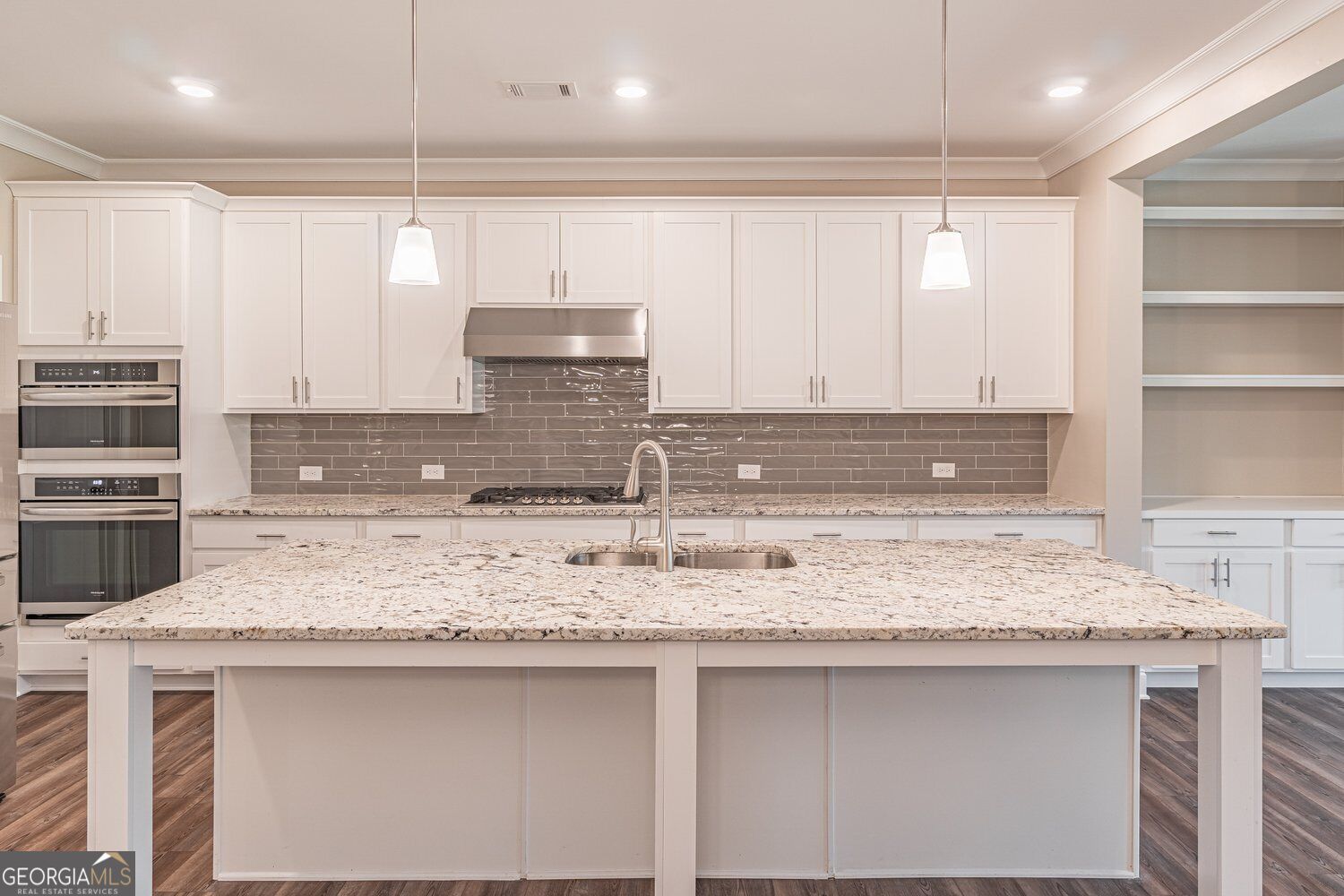 5243 Noble Oak Cove Property Photo 14