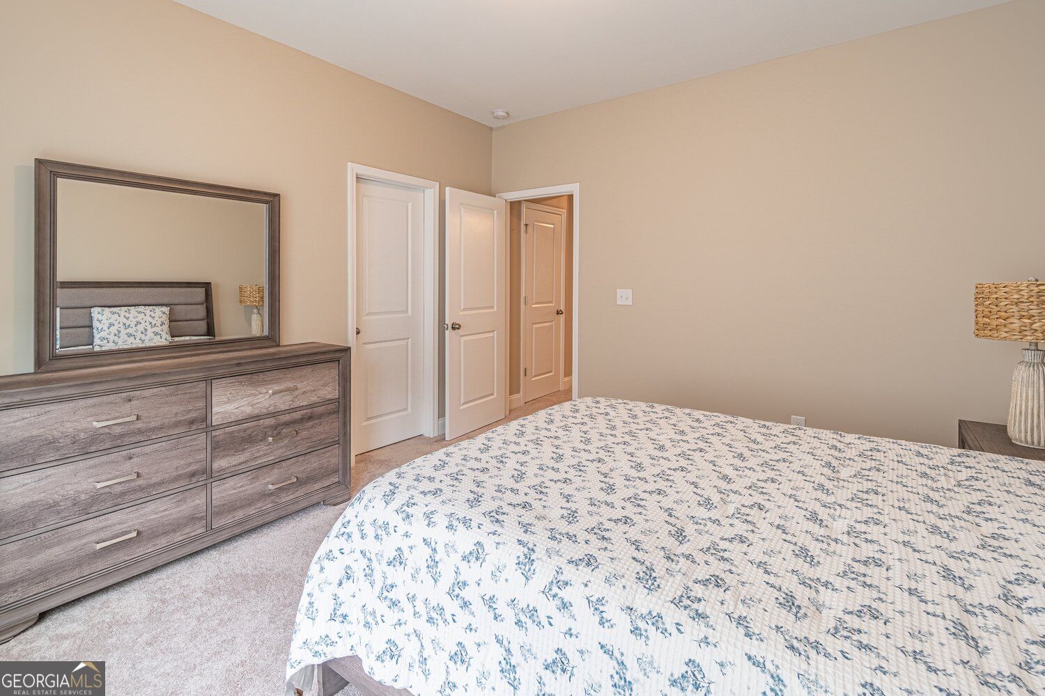5243 Noble Oak Cove Property Photo 34