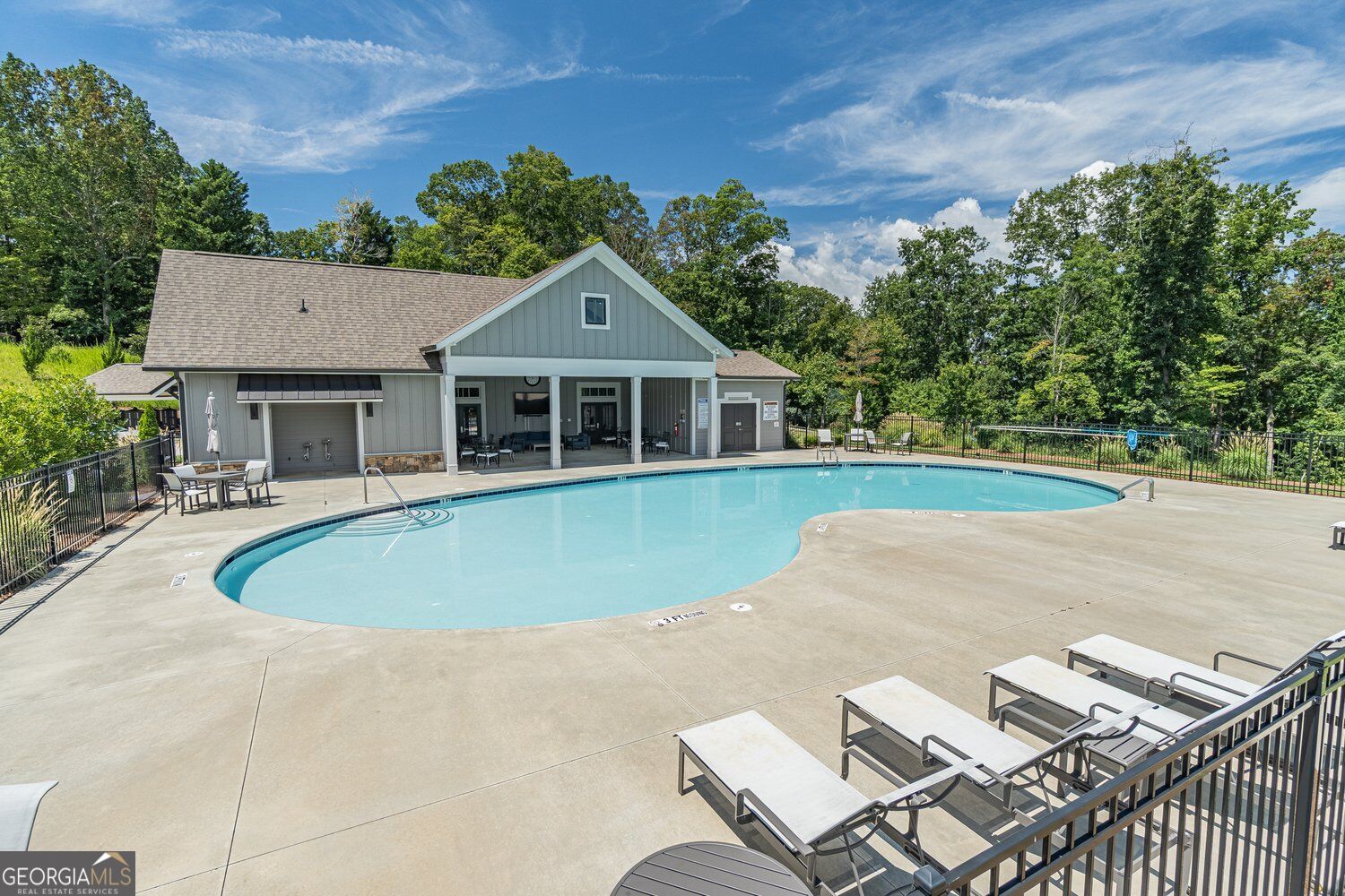 5243 Noble Oak Cove Property Photo 56