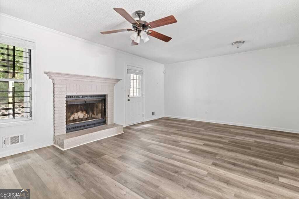 7169 Williamsburg Drive Property Photo 5
