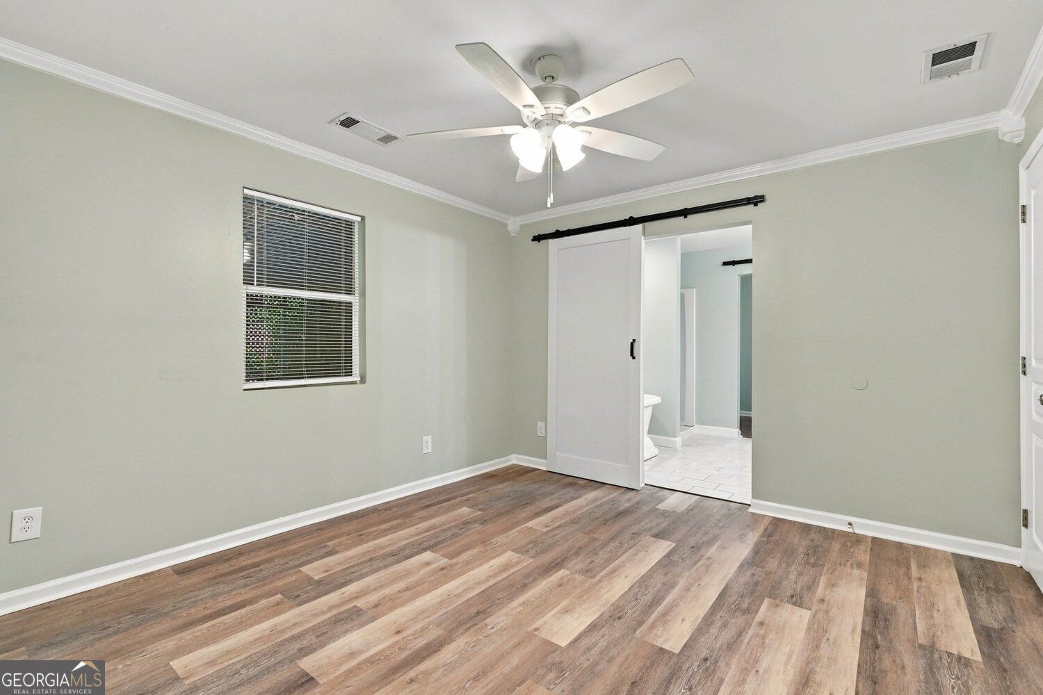 2298 E Lake Drive Ne Property Photo 39