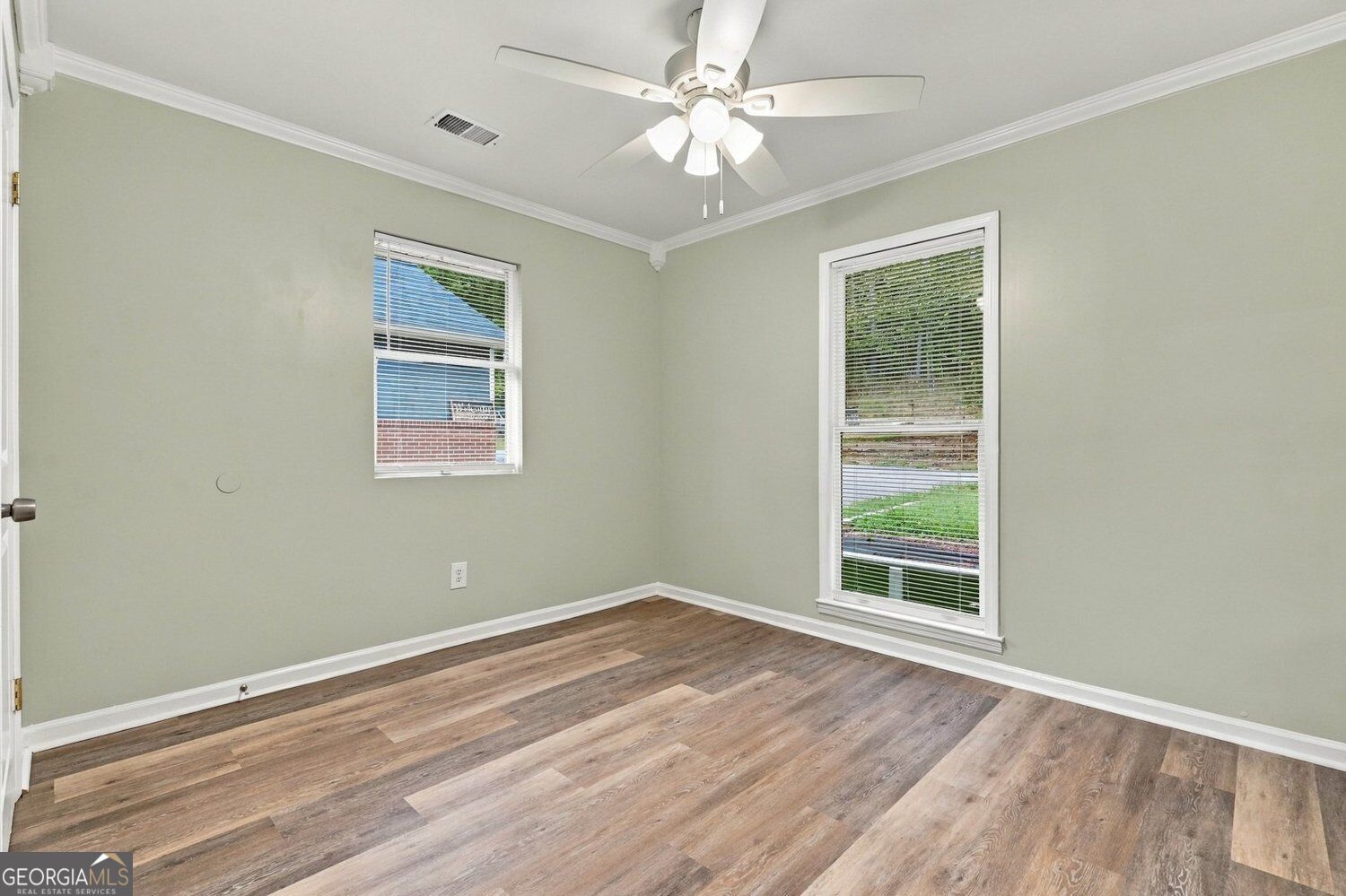 2298 E Lake Drive Ne Property Photo 46