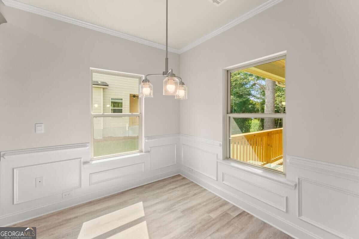 519 Creek Road Property Photo 16