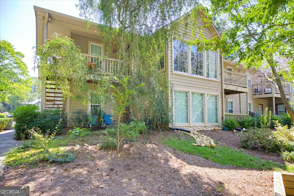 704 Country Park Drive Property Photo 1