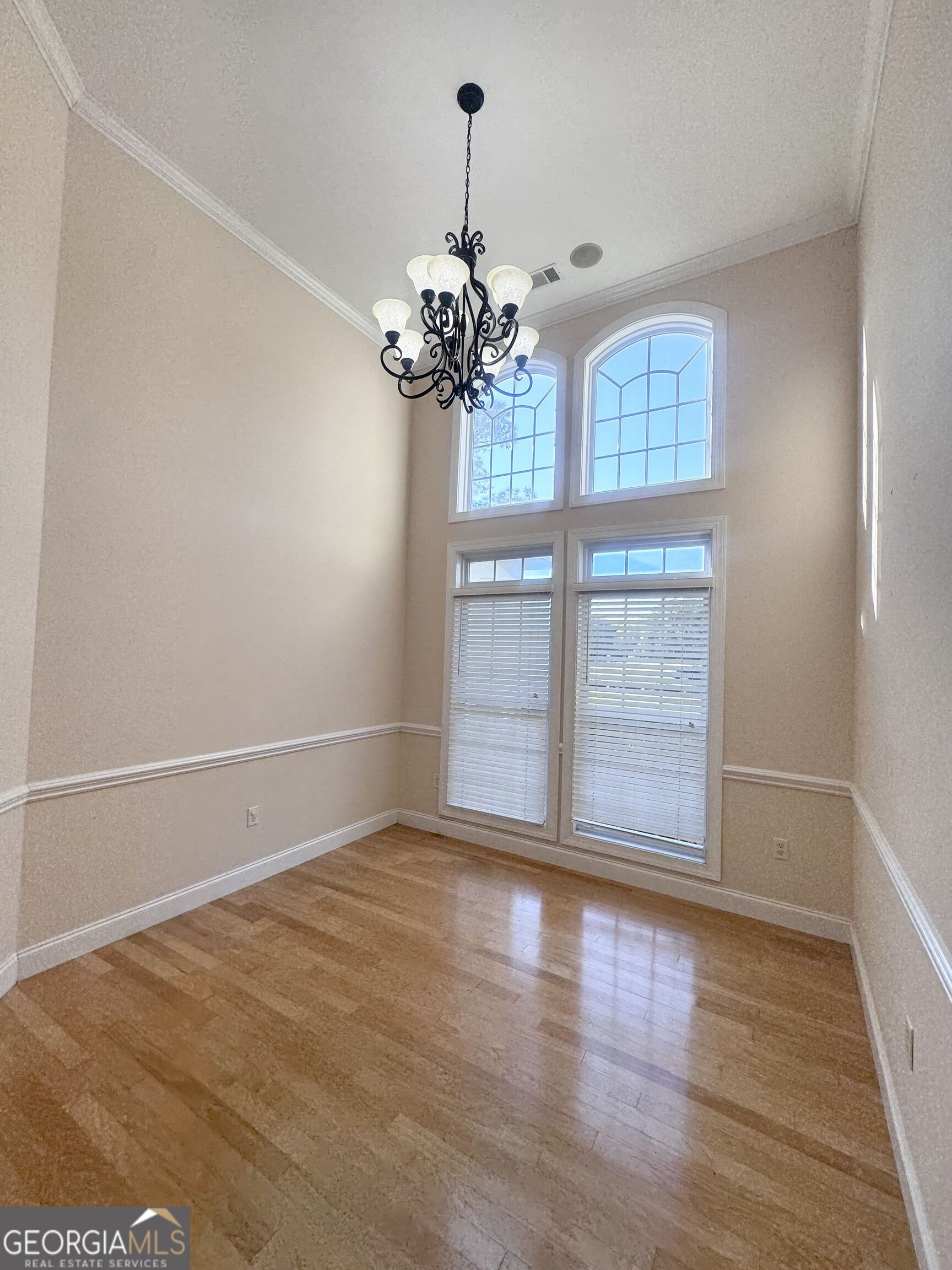 240 Westfield Drive Property Photo 16