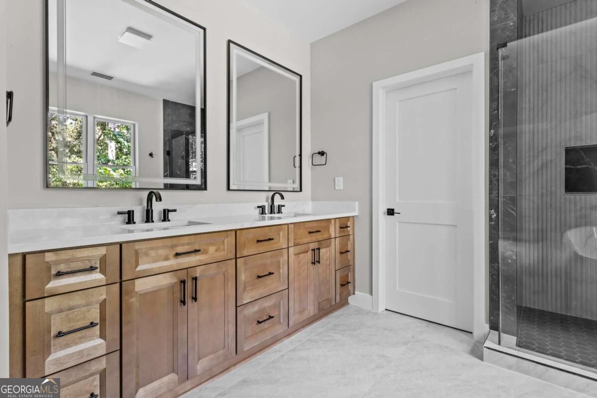 233 Brookcliff Trace Property Photo 46