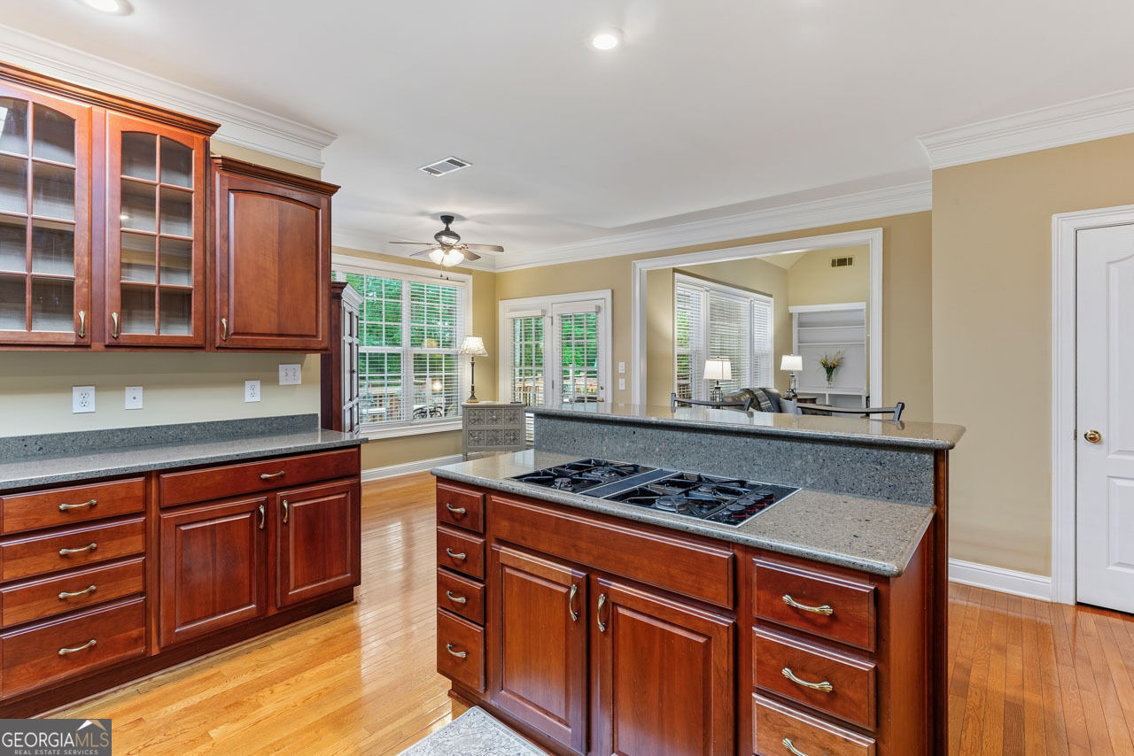 1114 Charleston Ridge Property Photo 15