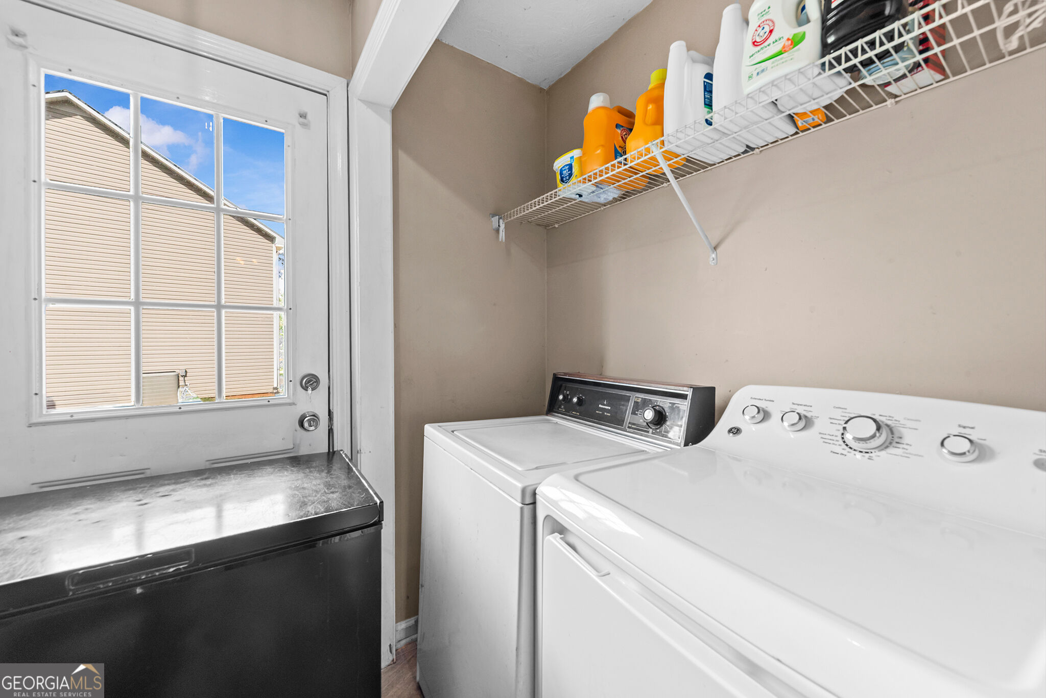 208 Winery Way Property Photo 10