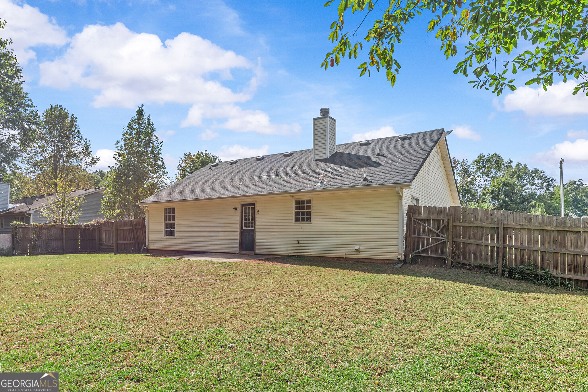 208 Winery Way Property Photo 18
