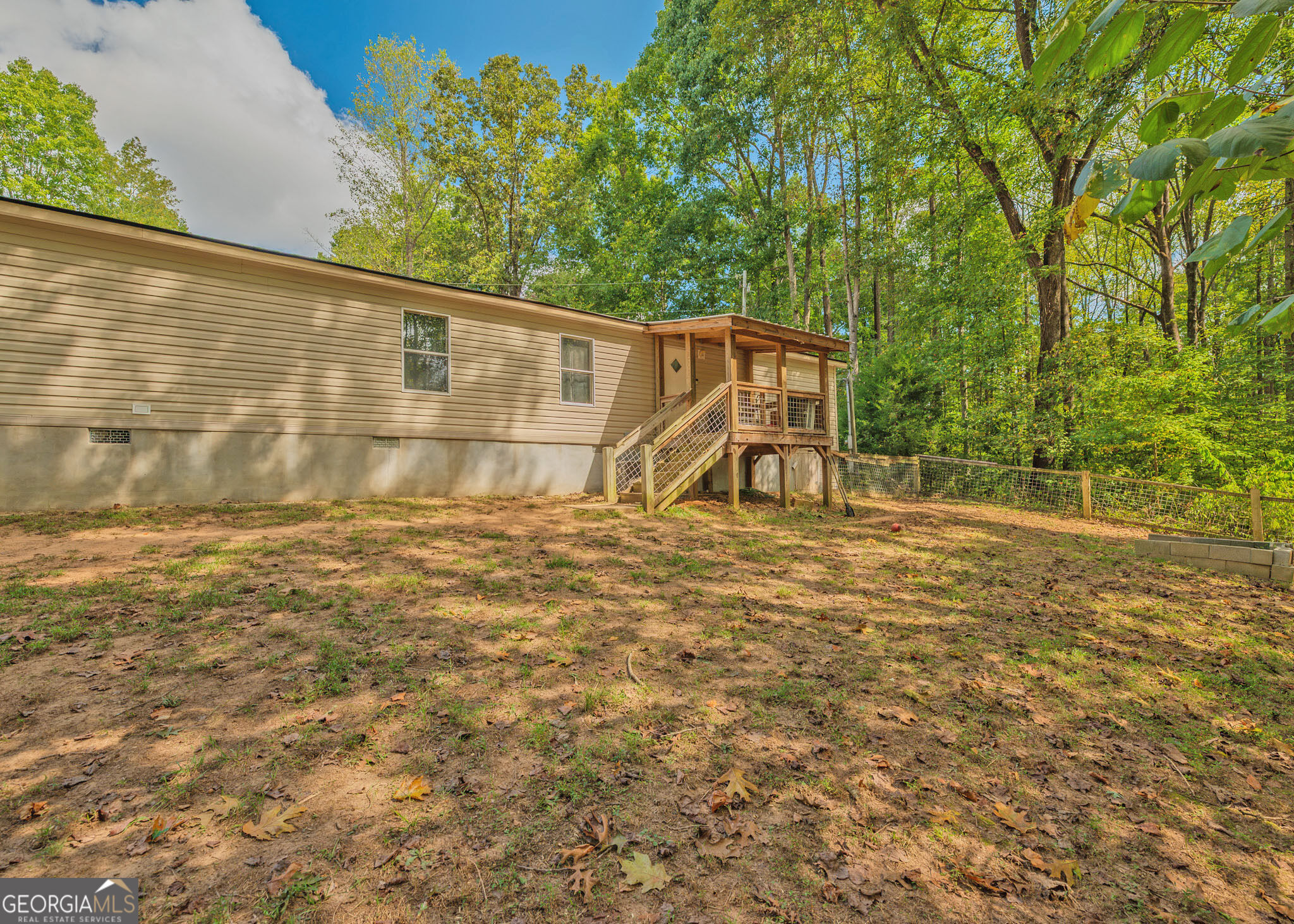 594 Neal Road Property Photo 5