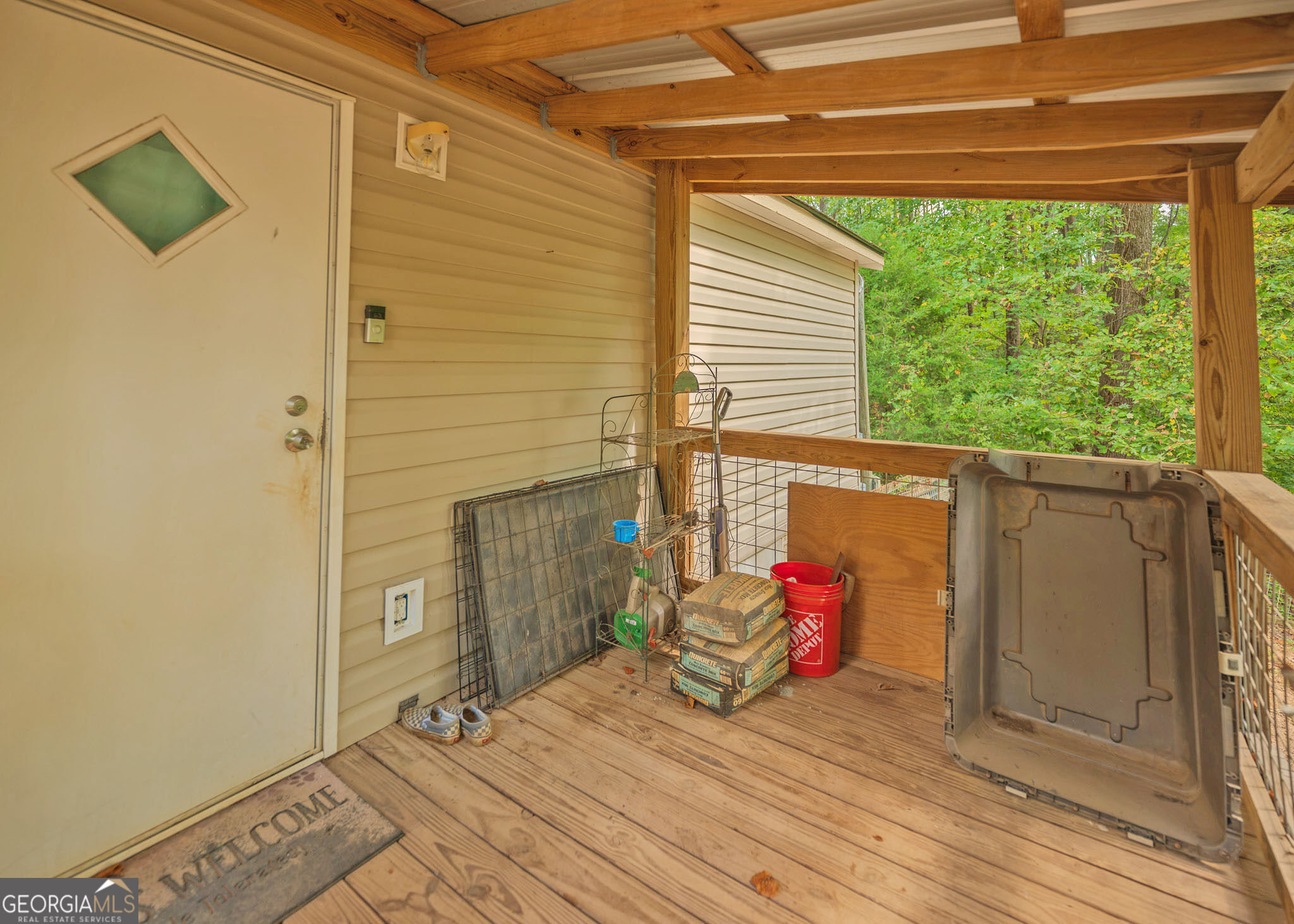 594 Neal Road Property Photo 10
