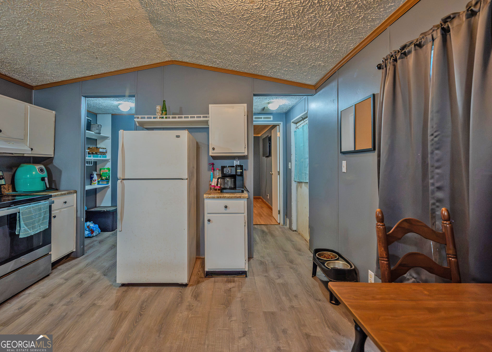 594 Neal Road Property Photo 15