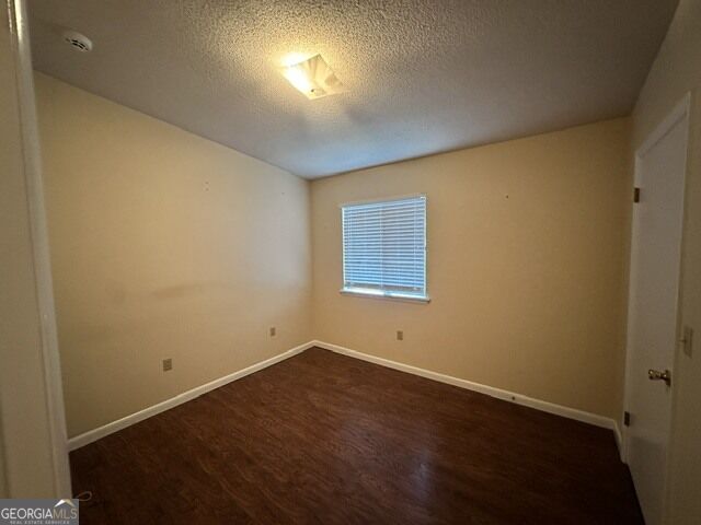54 Condo Circle Property Photo 6