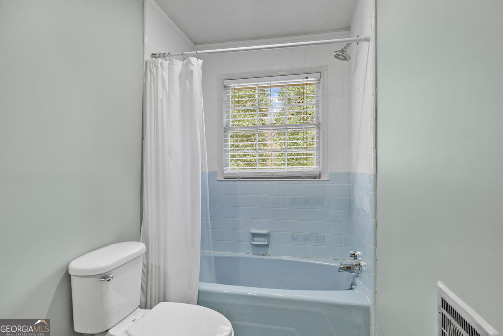 206 Hammond Drive Property Photo 19