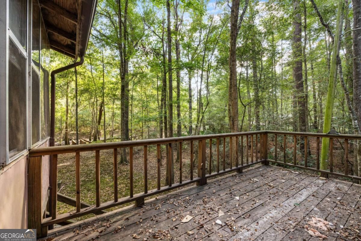 628 Riverside Drive Property Photo 20