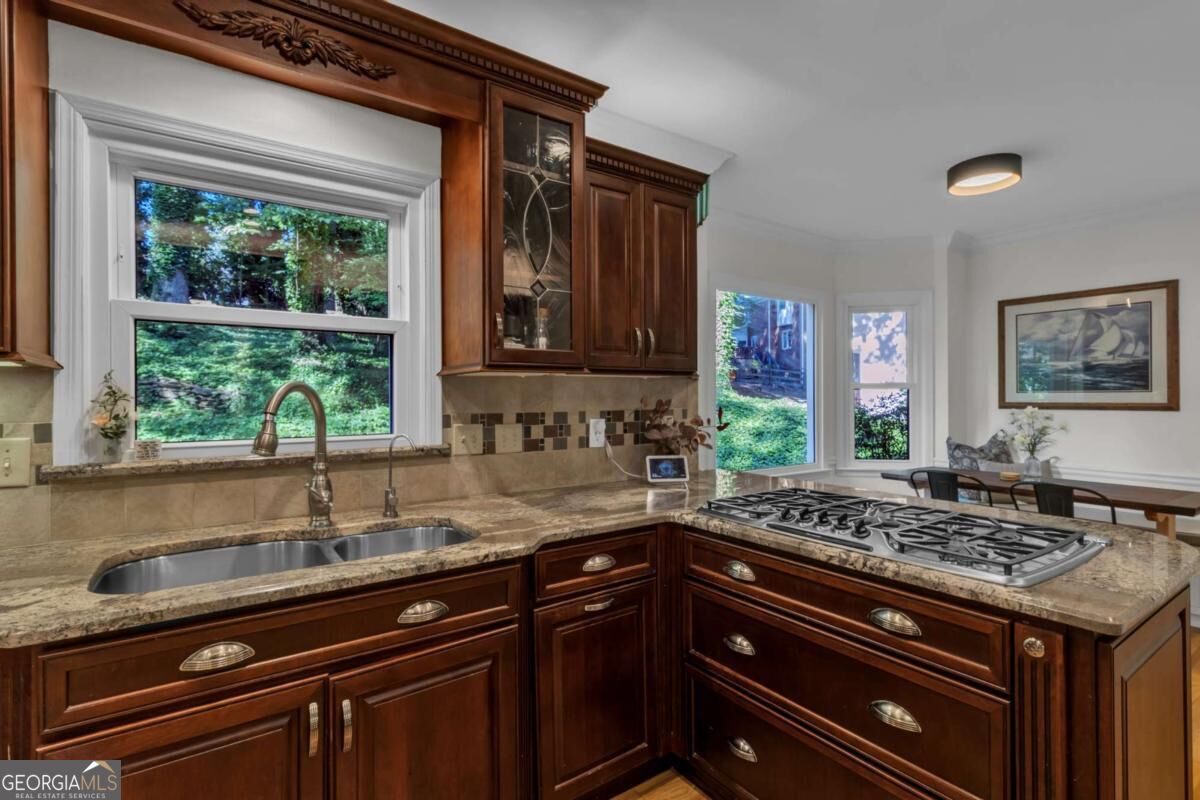 230 Clipper Bay Drive Property Photo 15
