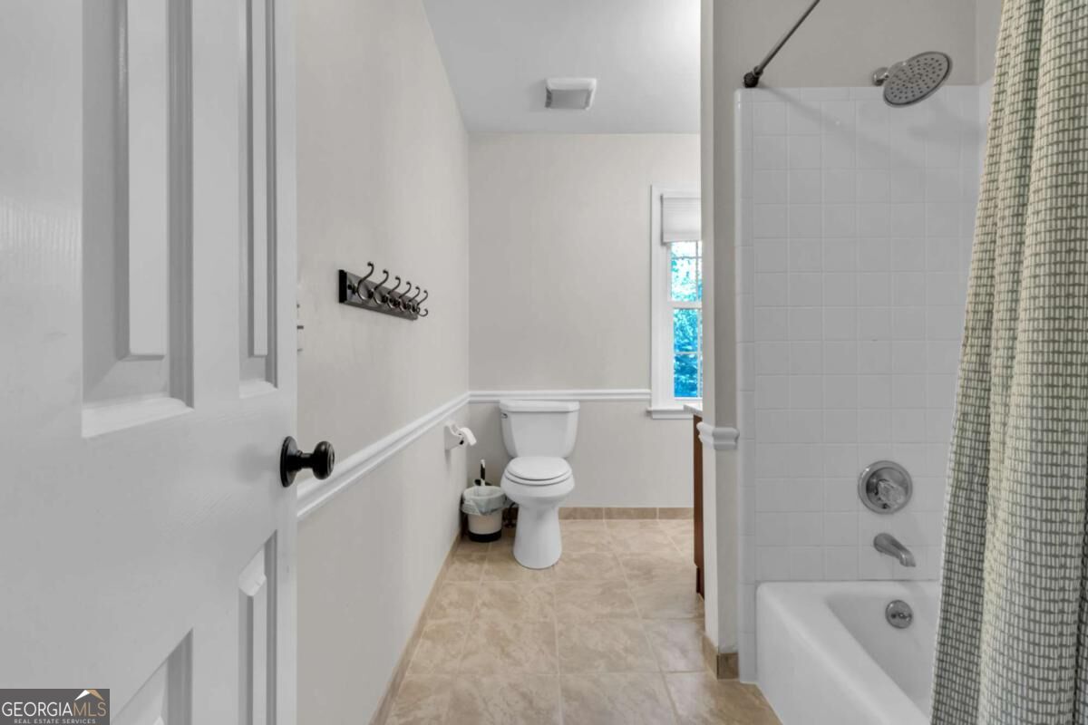 230 Clipper Bay Drive Property Photo 27