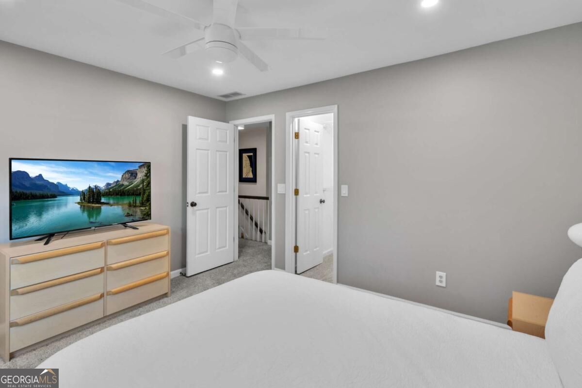 230 Clipper Bay Drive Property Photo 33