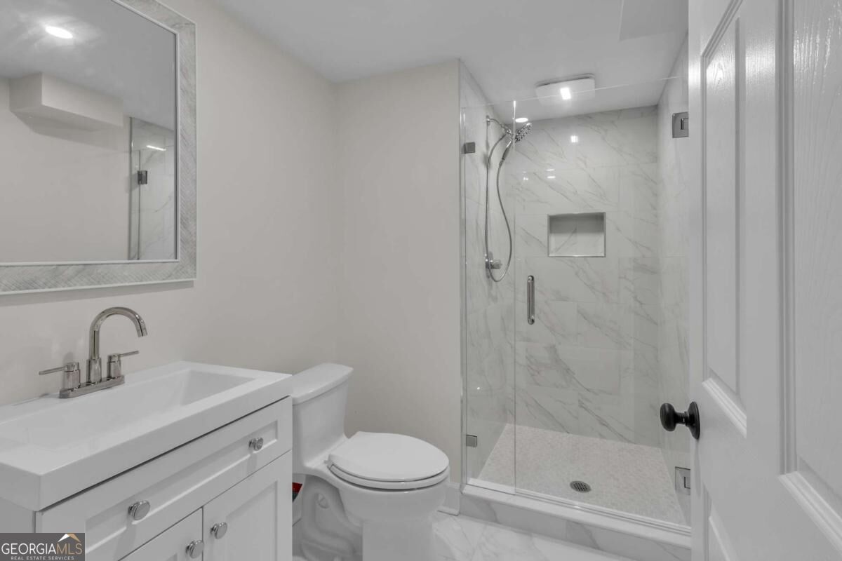 230 Clipper Bay Drive Property Photo 53
