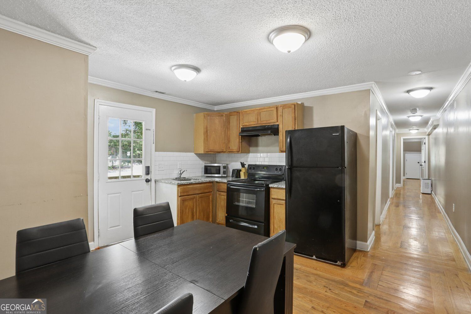 891 N Eugenia Place Nw # A Property Photo 6