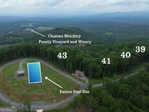 40 High Summit Drive Property Photo 6