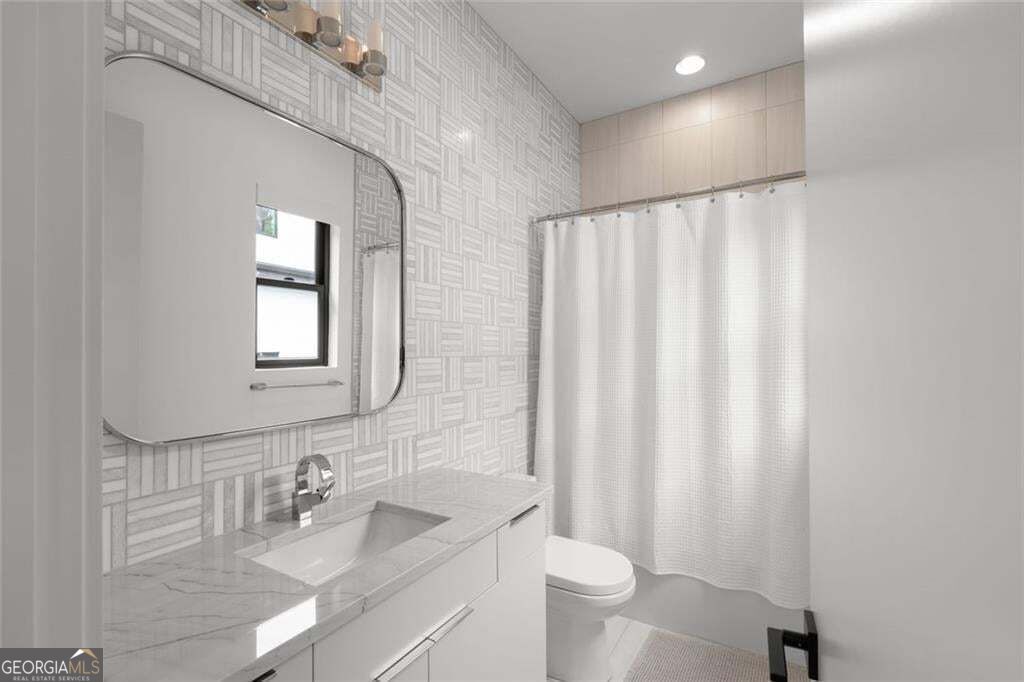 4063 Rickenbacker Drive Ne Property Photo 33