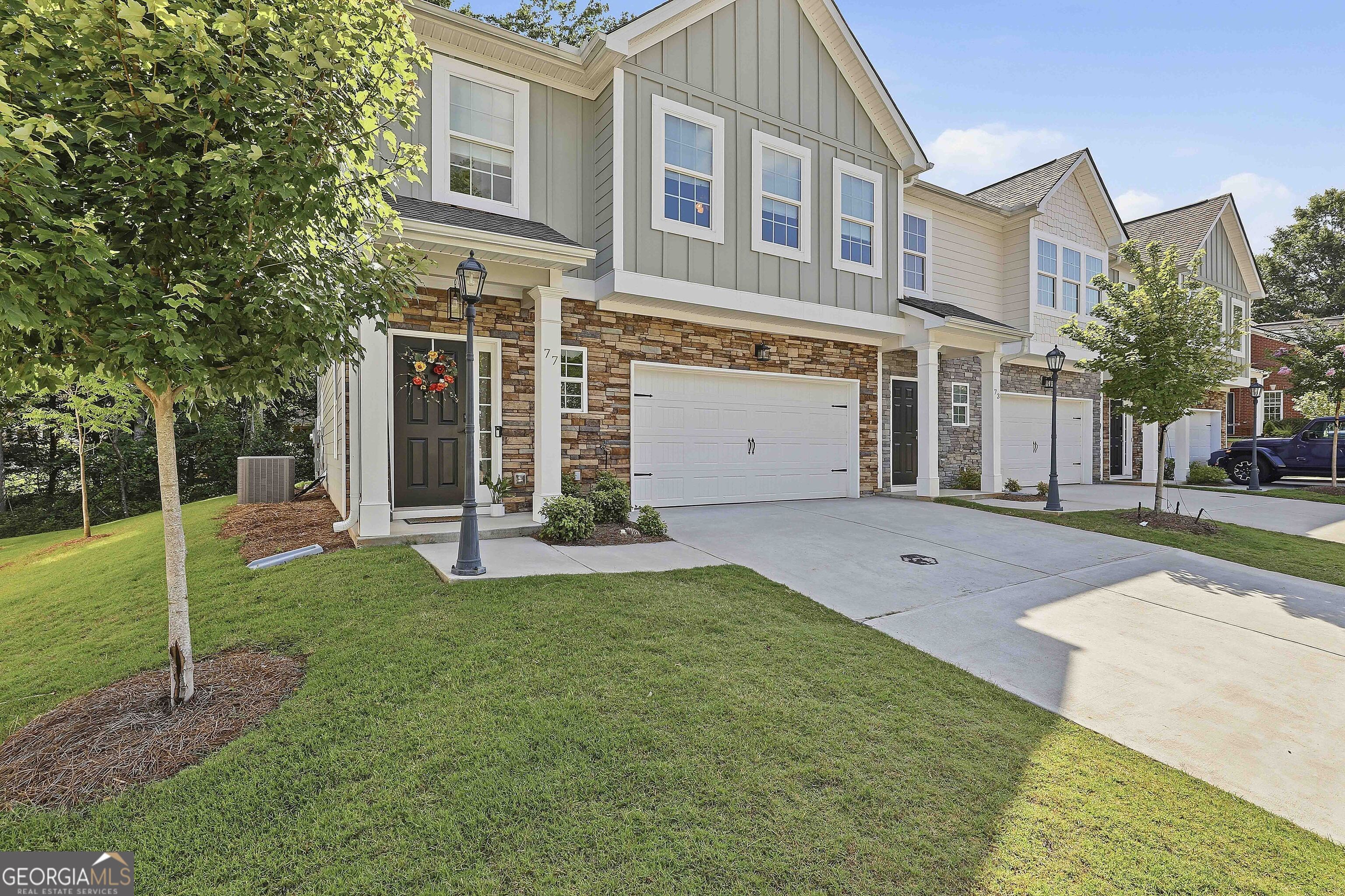 77 Portico Place Property Photo 2