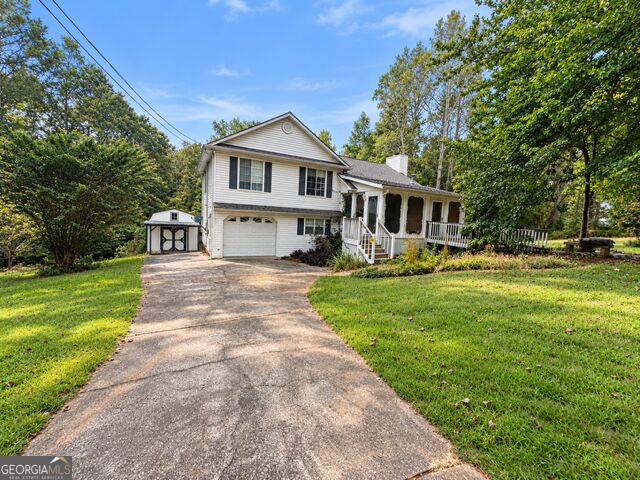 271 Hampton Lane Property Photo 1