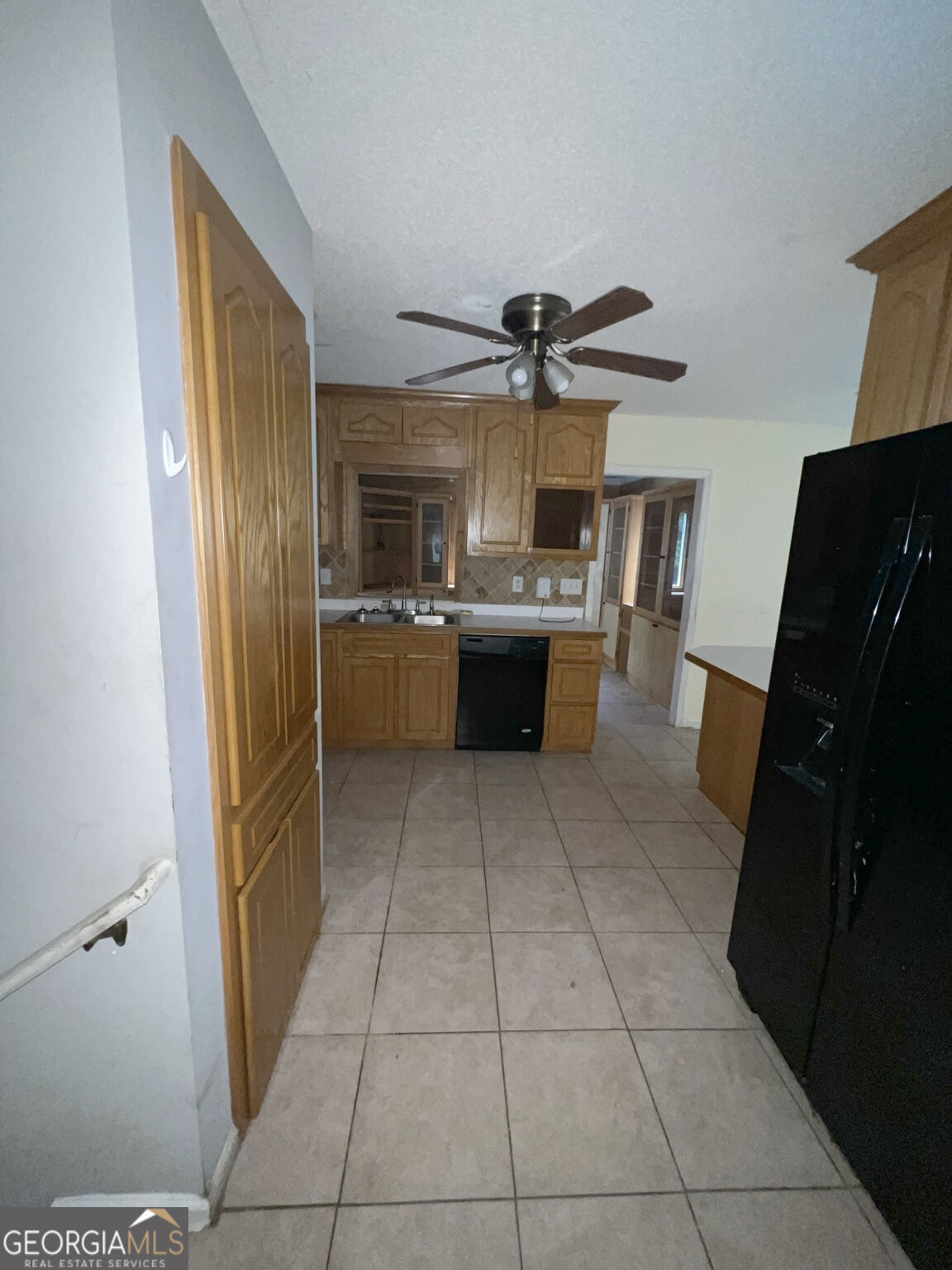 271 Hampton Lane Property Photo 7