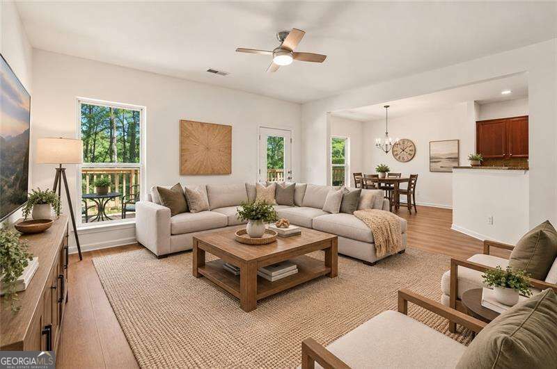 306 Pin Oak Avenue Property Photo 4