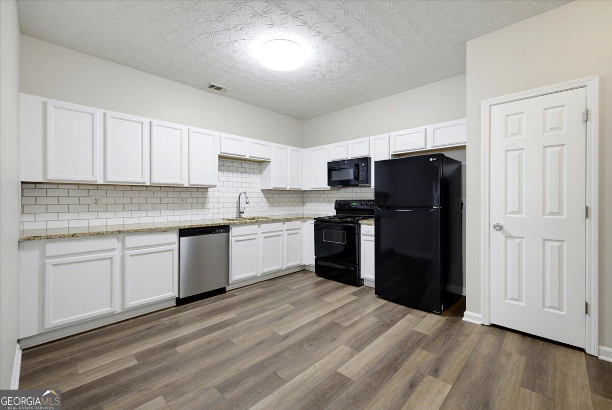 2330 Marlin Drive Property Photo 14