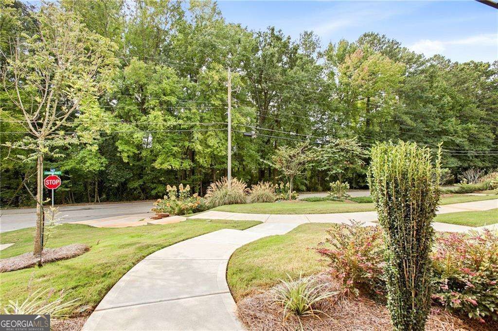814 Glennferry Bend Property Photo 15