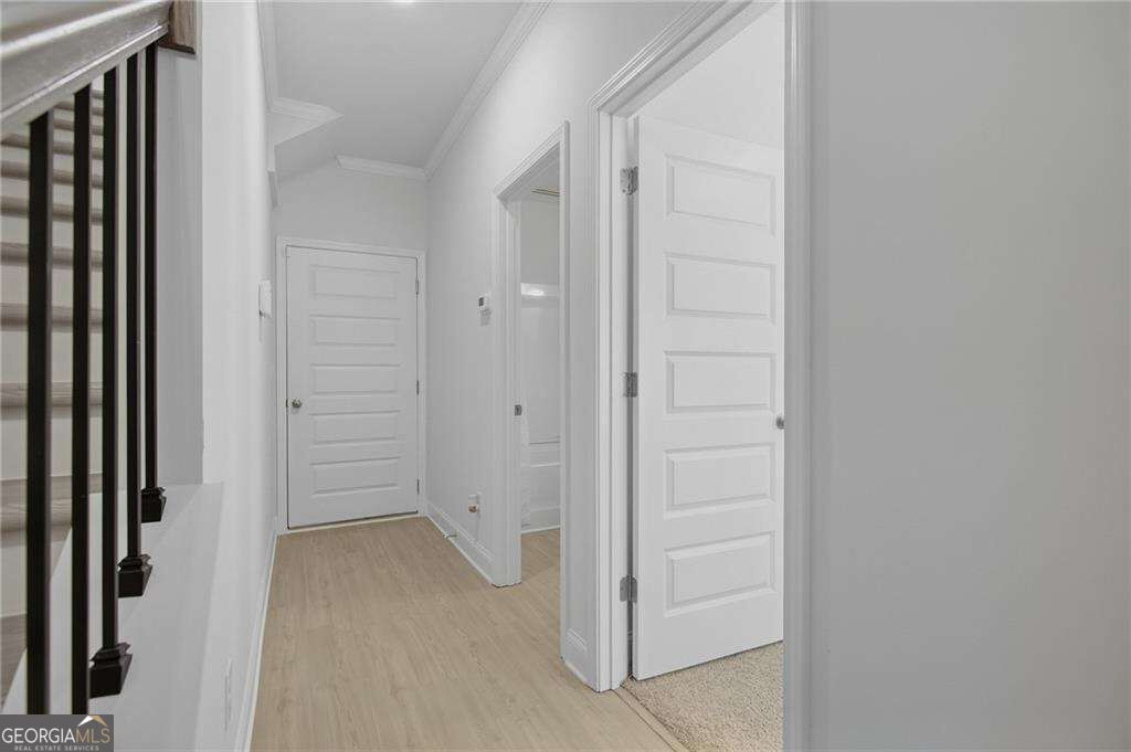 814 Glennferry Bend Property Photo 18