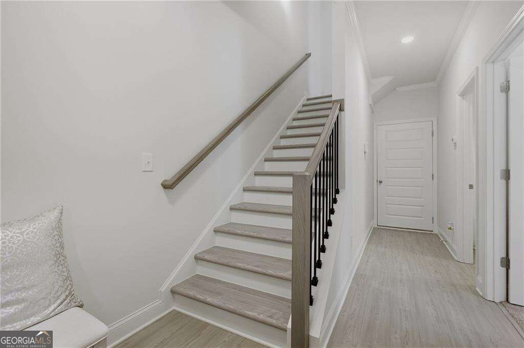 814 Glennferry Bend Property Photo 22