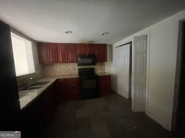 7750 Roswell Road # 8c Property Photo 9