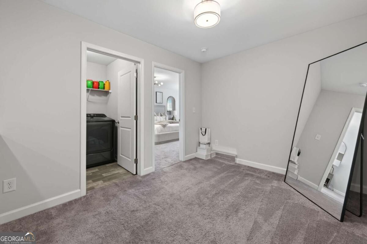 1363 Willamette Way Property Photo 31