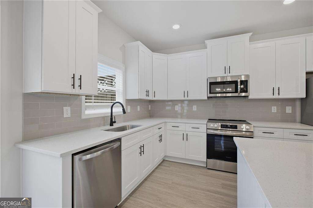 822 Glennferry Bend Property Photo 26