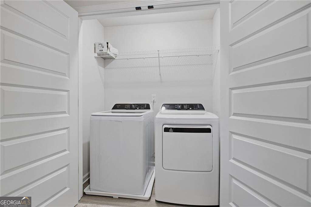 822 Glennferry Bend Property Photo 49