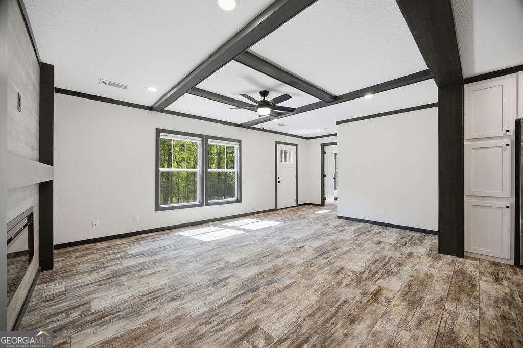 205 S Steel Bridge Road Property Photo 5