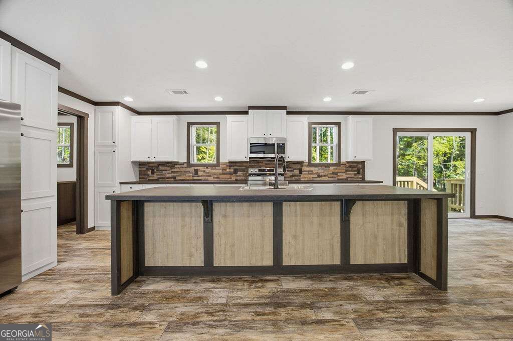 205 S Steel Bridge Road Property Photo 7