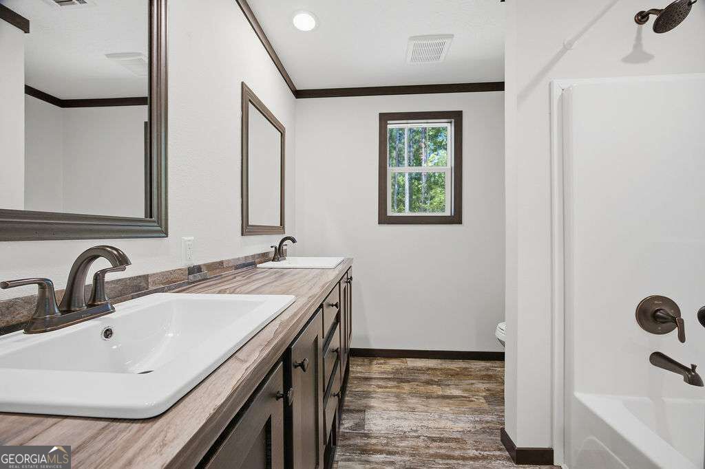 205 S Steel Bridge Road Property Photo 15