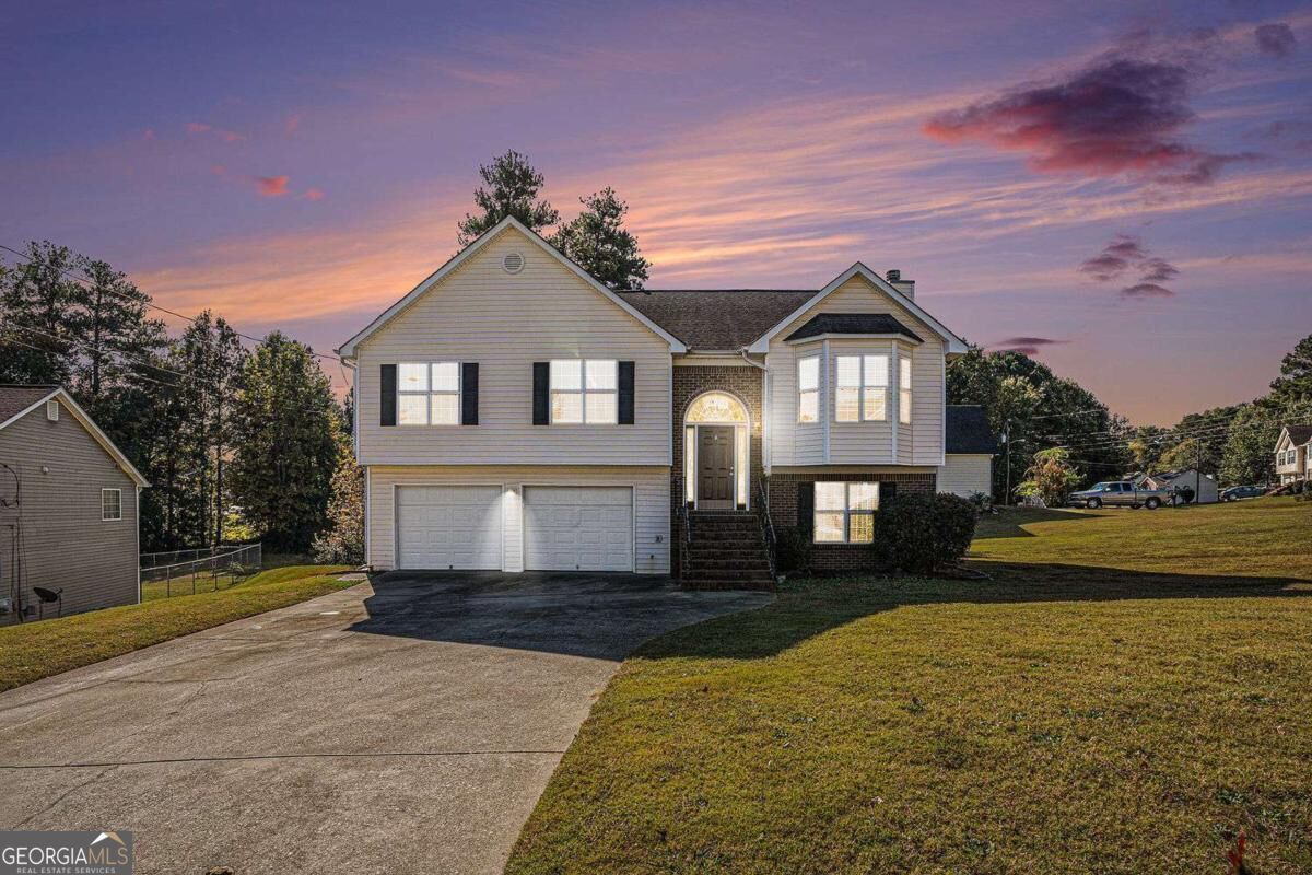 2733 Cedar Tree Lane Property Photo 1