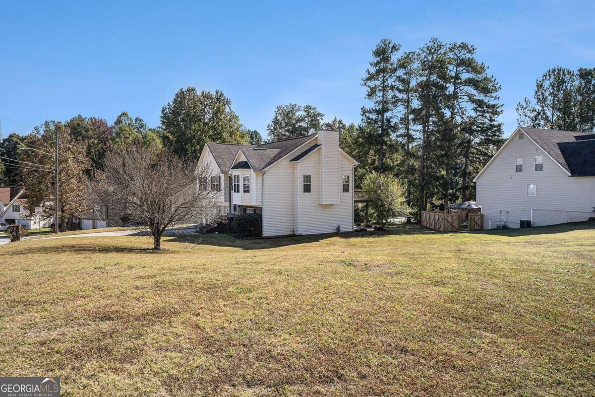 2733 Cedar Tree Lane Property Photo 6