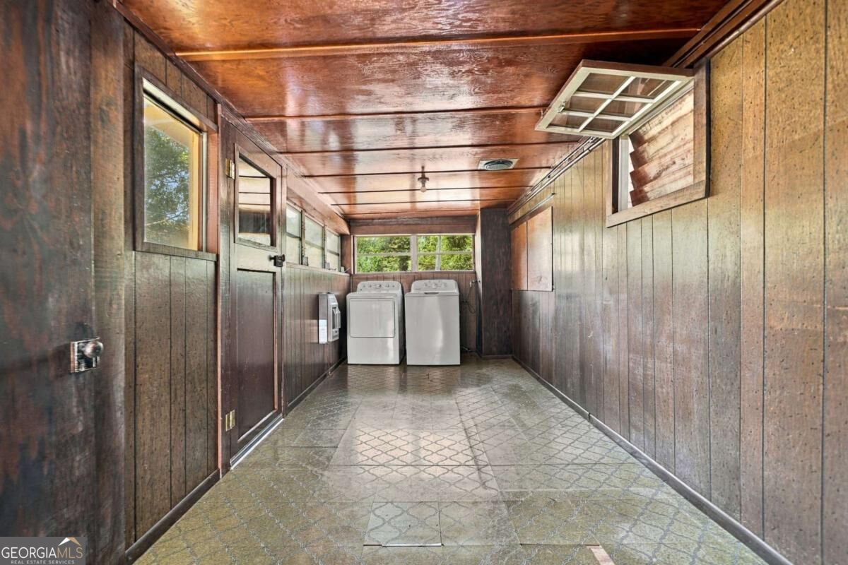 238 Henry Turner Trail Property Photo 24